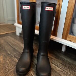 Hunter Classic Navy Tall Boots
